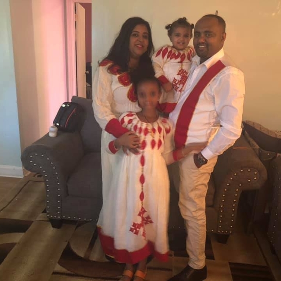 Meet your Posher, Abrham - Picture 1 of 1